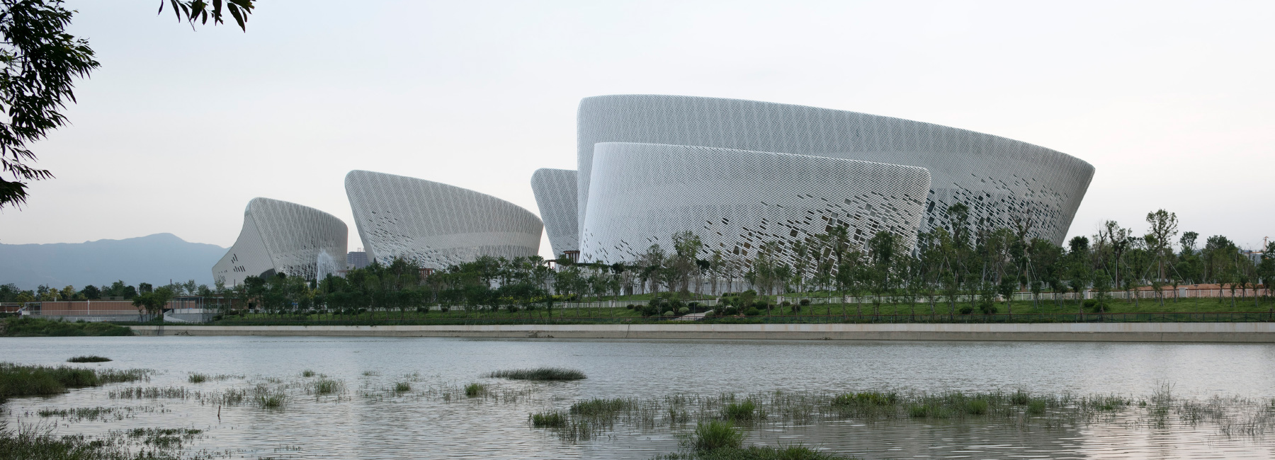 PES-architects completes fuzhou strait culture and art center in china