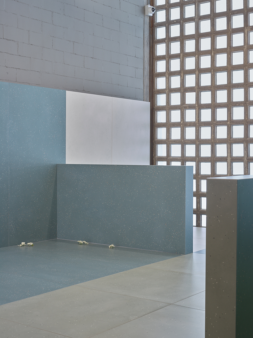 barber & osgerby discuss primavera and lane ceramic collections for mutina designboom