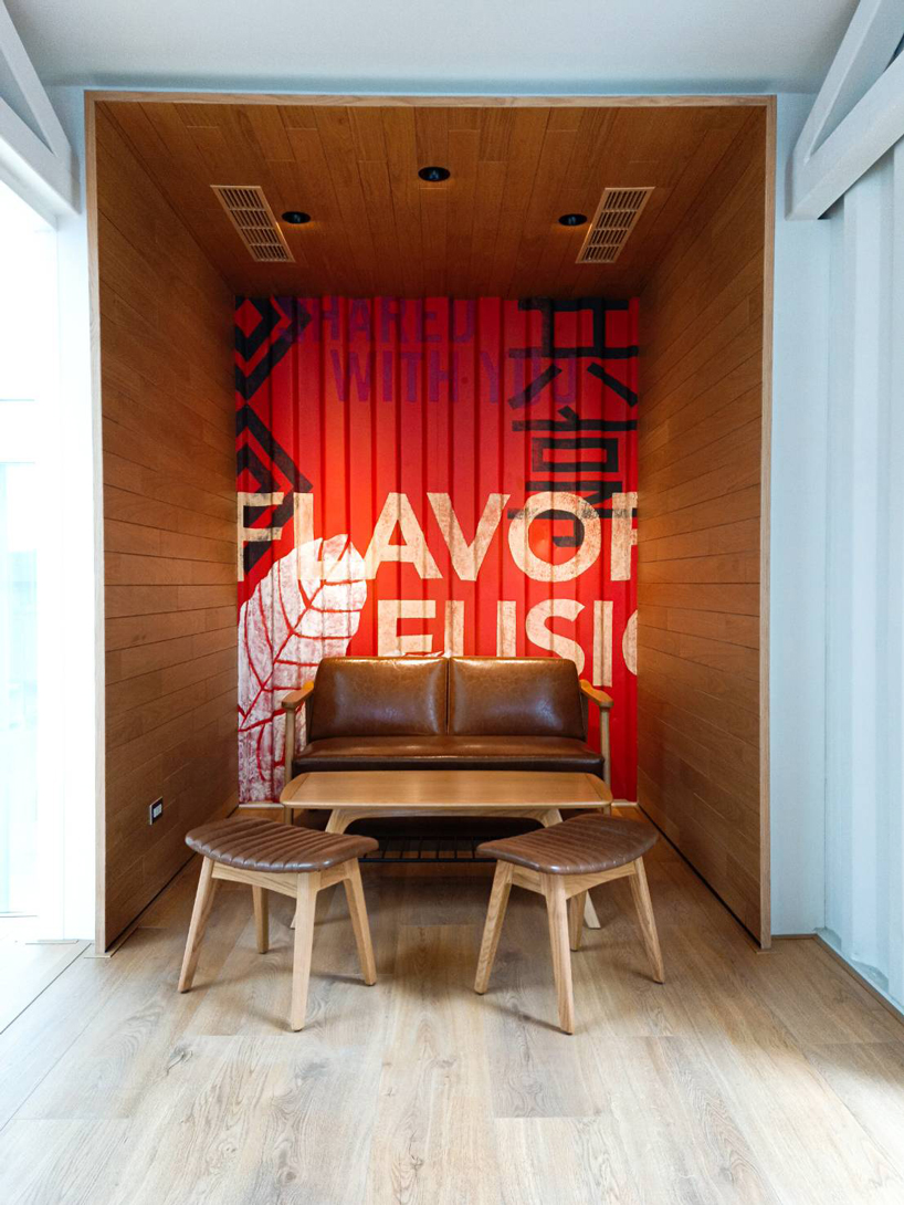 kengo kuma designs shipping container starbucks as coffee giant goes greener