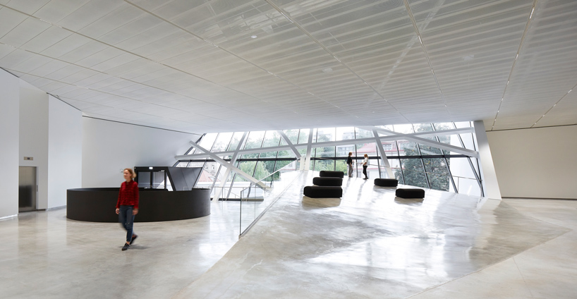 libeskind MO modern art museum