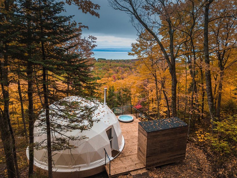 bourgeois / lechasseur's geodesic domes serve as eco-lux retreats in canadian forest