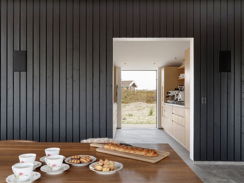knud holscher builds residence in the danish island of fanø with interiors by staffan tollgård - 9