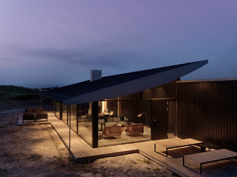 knud holscher builds residence in the danish island of fanø with interiors by staffan tollgård - 13