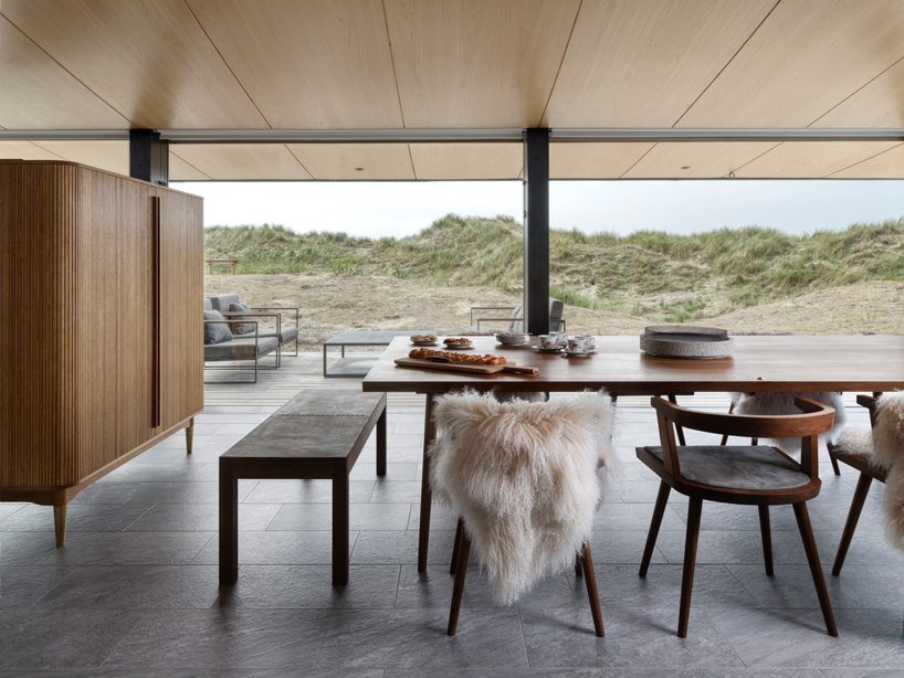 knud holscher builds residence in the danish island of fanø with interiors by staffan tollgård - 3