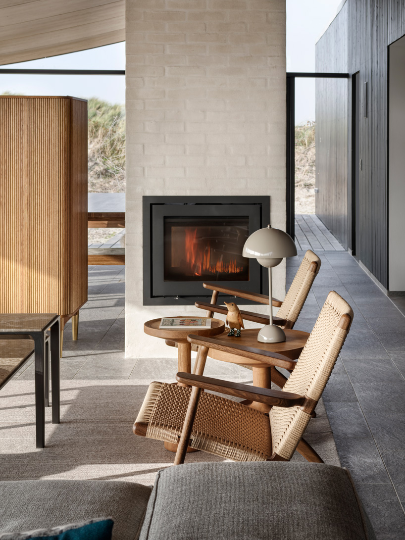 knud holscher builds residence in the danish island of fanø with interiors by staffan tollgård - 5