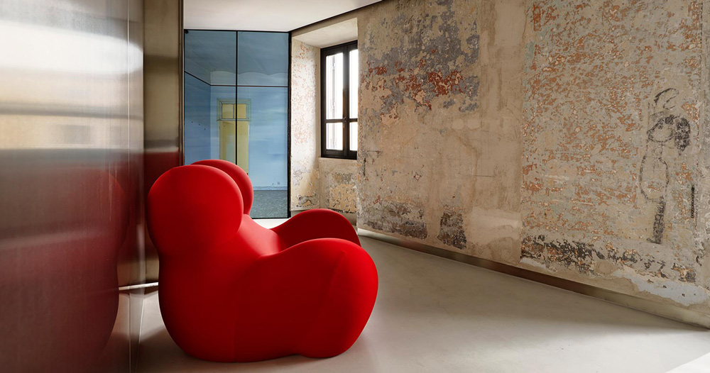Form design idea #430: jean nouvel curates 24 palazzo apartments to form ‘the rooms of rome’