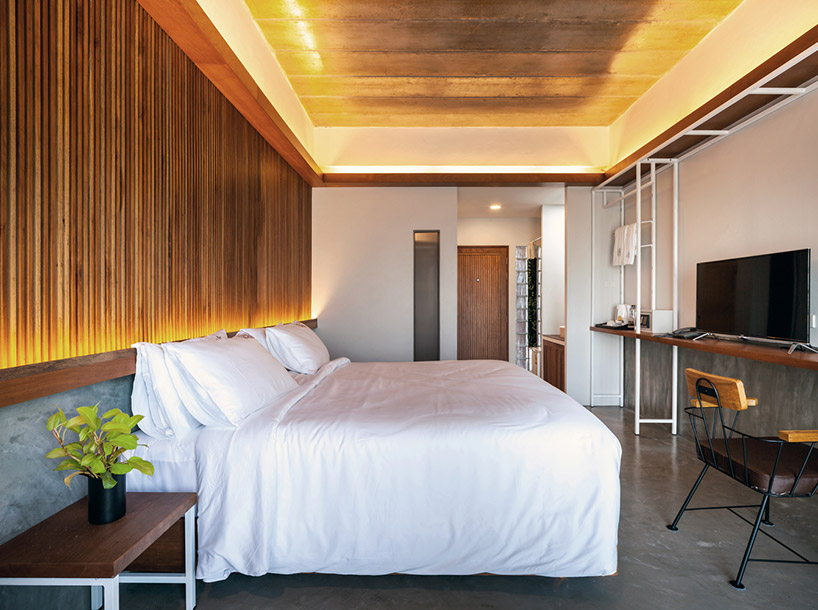 junsekino adds transparent façade to LaeKhon NonBai hotel in thailand designboom