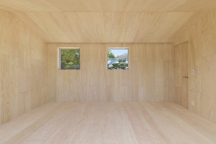 kengo kuma wins japan good design award 2018 with extendible small cypress hut
