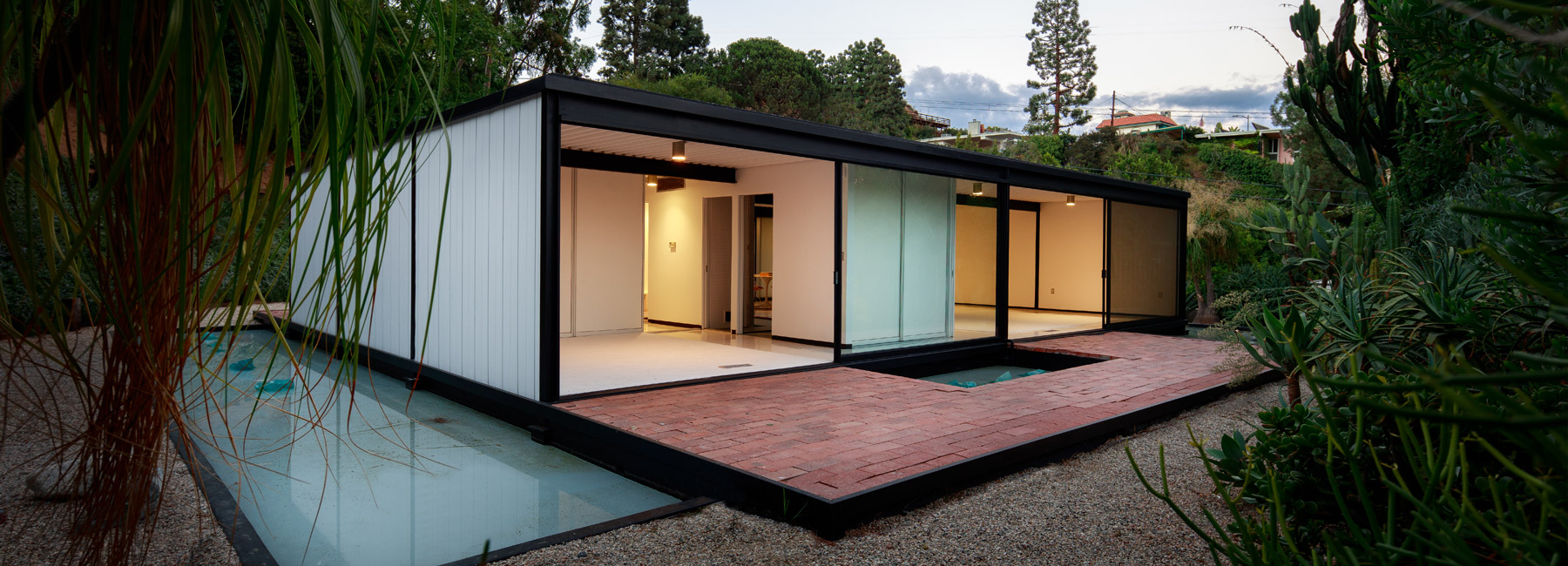 pierre koenig's case study house 21 in los angeles on sale for 3.6m