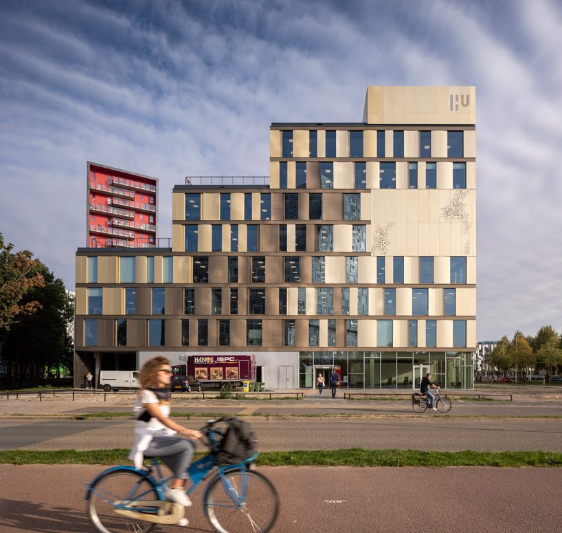  schmidt hammer lassen connects dutch university's facilities with crisscrossing stairways