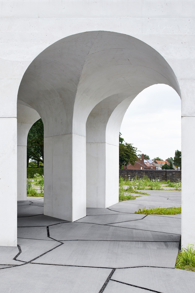 six vaults pavilion gijs van vaerenbergh