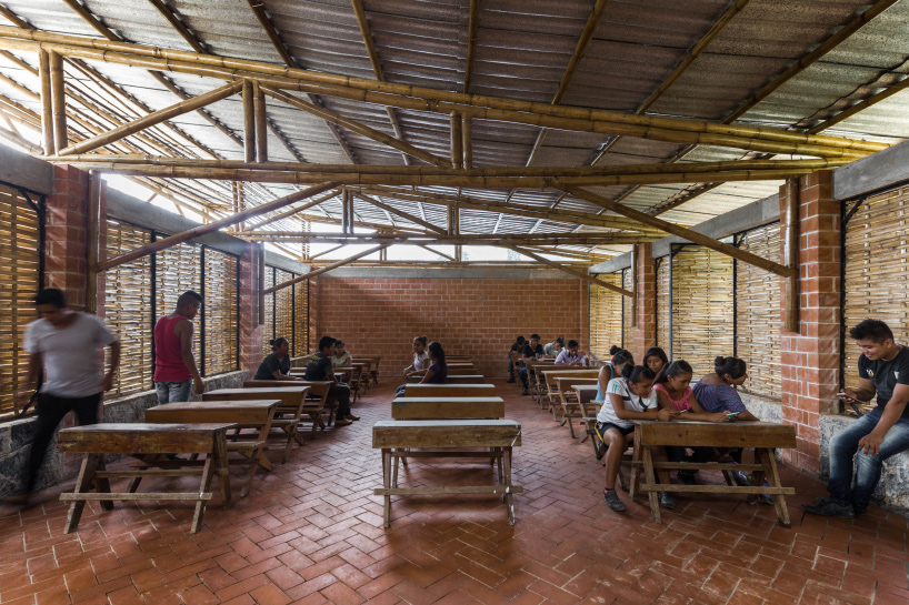 comunal taller productive rural school