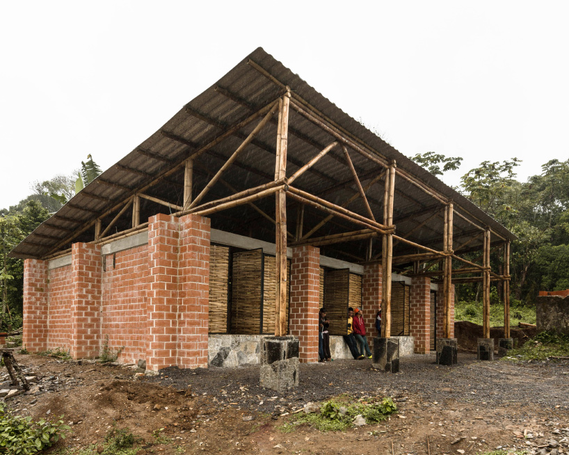 comunal taller productive rural school