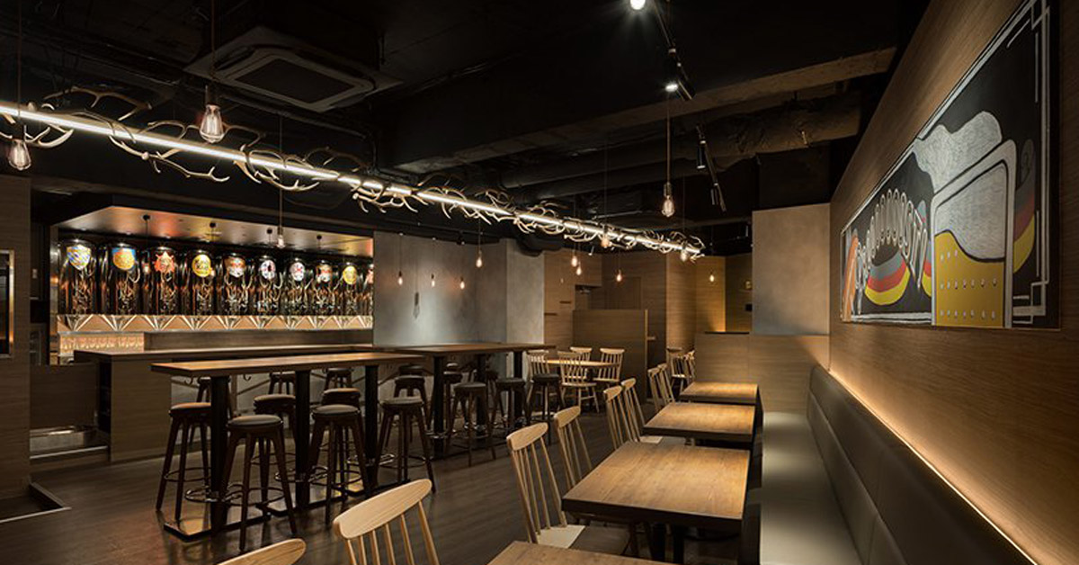 I IN designs an authentic german pub in central tokyo