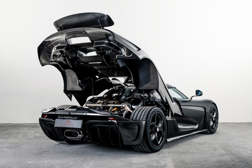 the koenigsegg regera goes naked with new carbon exterior
