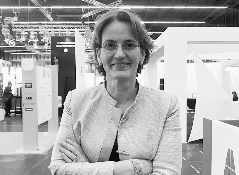 https://www.designboom.com/wp-content/uploads/2018/12/mecanoo-francine-houben-designboom-818.jpg