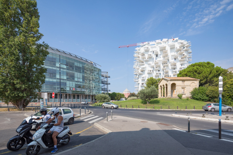 sou fujimoto's white tree