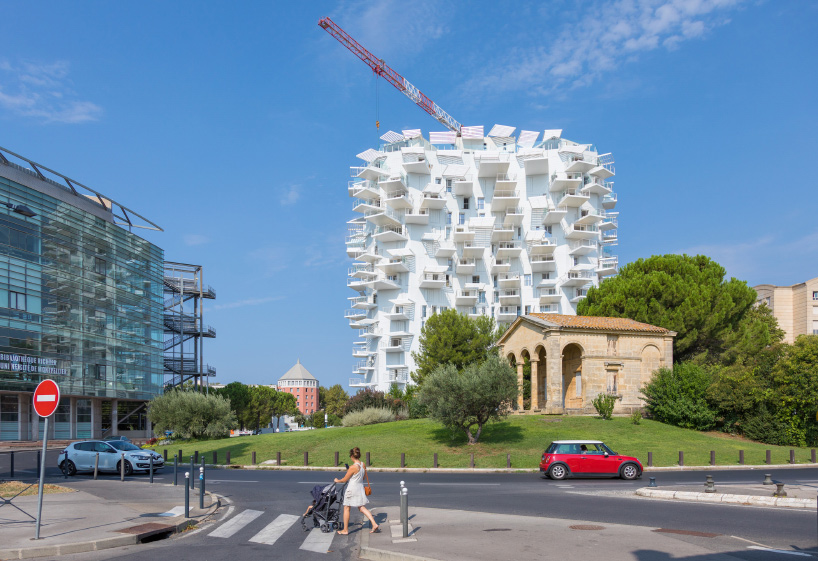 sou fujimoto's white tree
