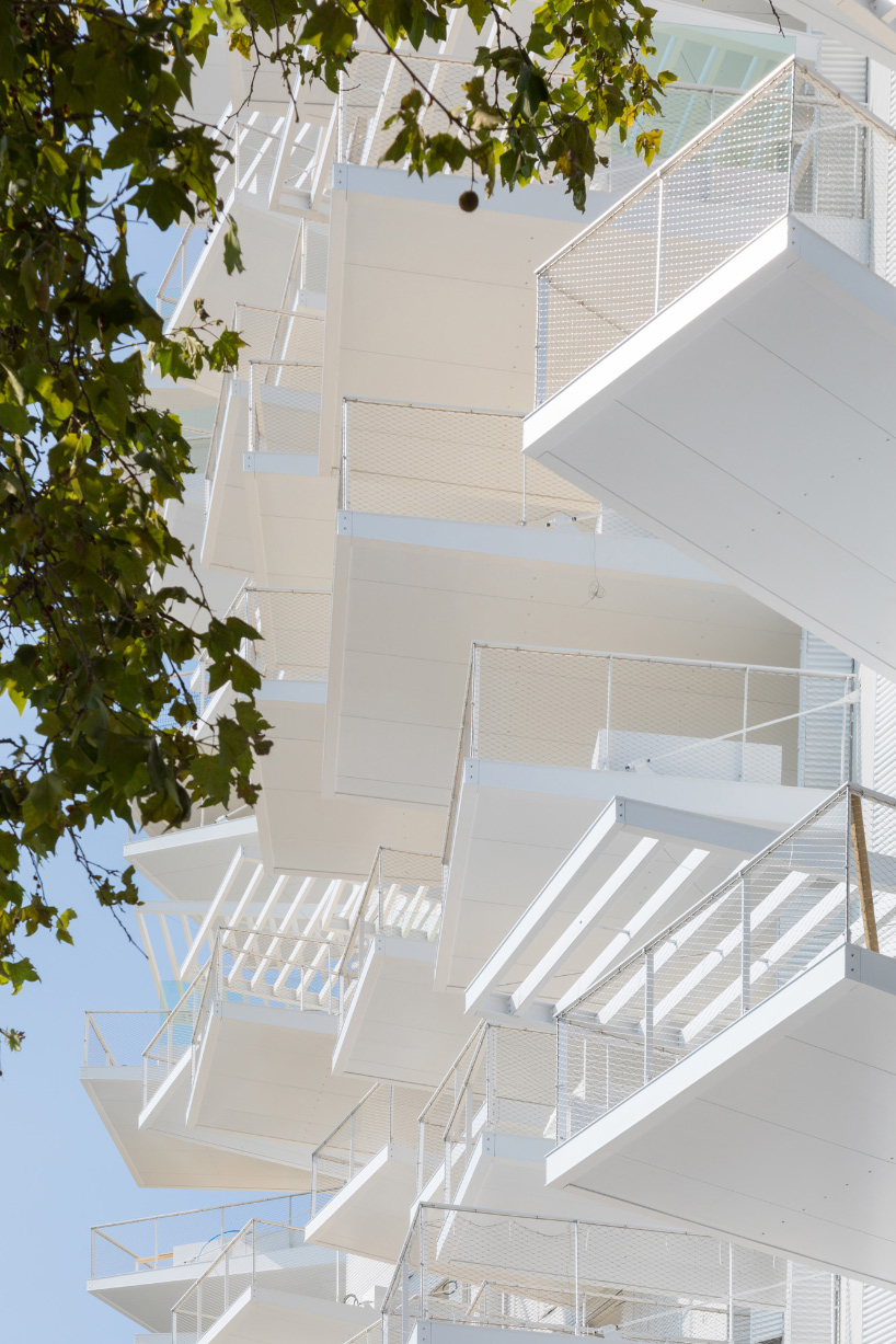 sou fujimoto's white tree