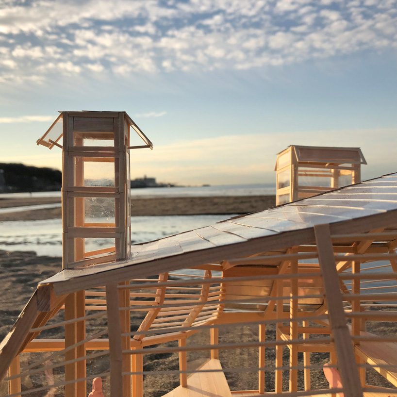  yuji tanabe develops wooden house for surfers based on the formation of swell waves