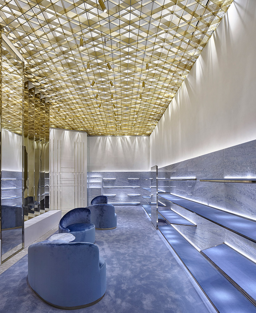 gwenael nicolas captures versace's complexity and diversity in new miami store designboom