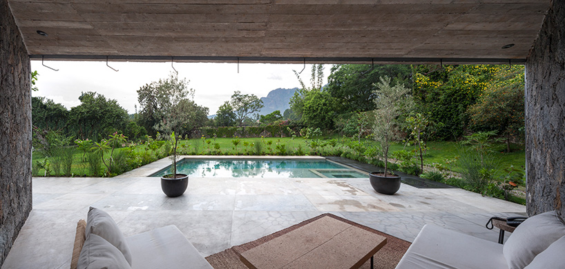 cadaval sola morales lounge MA