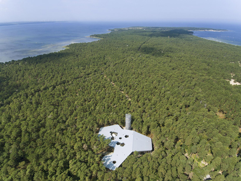 nieto sobejano nestles arvo pärt centre in a dense estonian forest of pine trees designboom