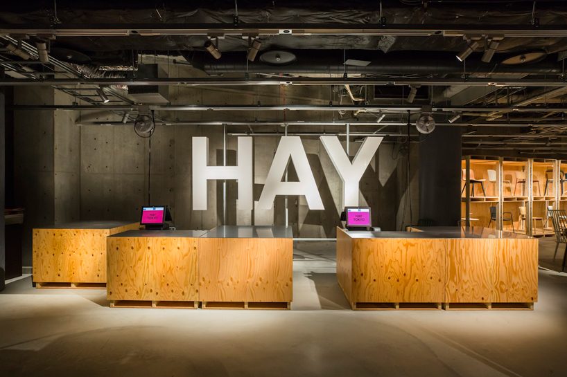 schemata puts up movable furniture systems for HAY's temporary store in tokyo