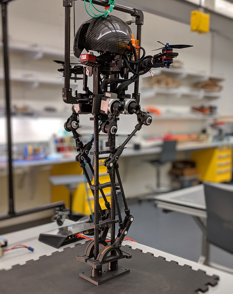 caltech's leonardo robot is a humanoid with wings - 1