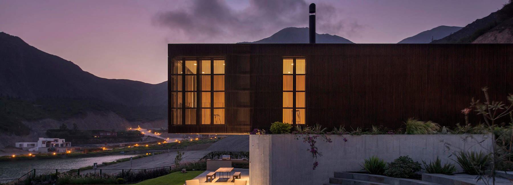 casa topo by martÃ­n dulanto is a semi-buried wood + concrete residence in lima, peru