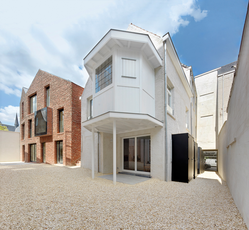 dmvA site apostolinnen