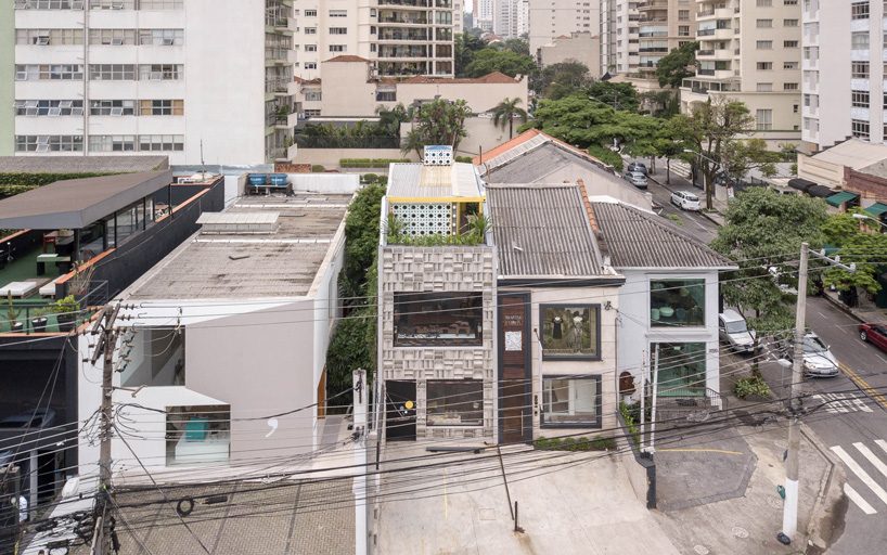  debaixo do bloco completes são paulo art gallery with façade of precast concrete blocks