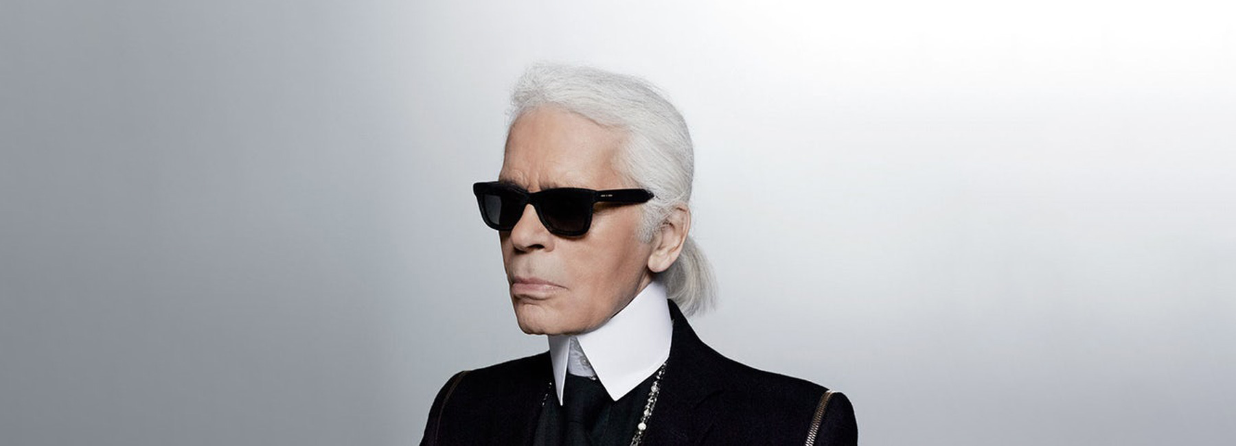 iconic fashion designer karl lagerfeld dies aged 85 in paris