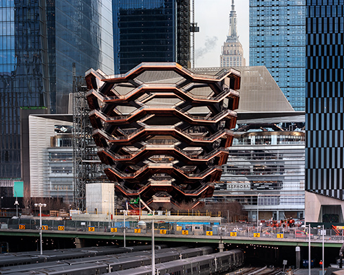 hudson yards: new york city's newest neighborhood celebrates its grand opening