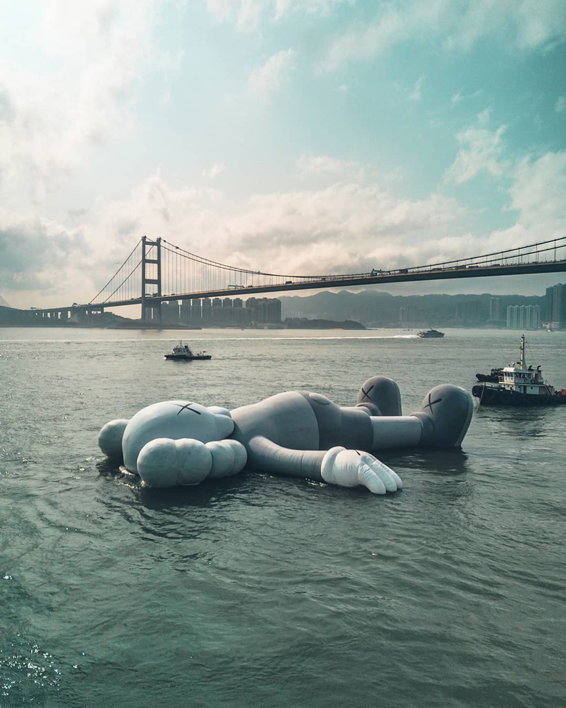 giant KAWS sculpture floating in hong kong harbor will float no more