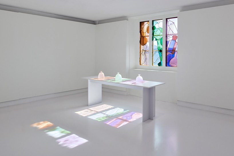  glithero designs six immersive installations for mudac's contemporary perfumers exhibition