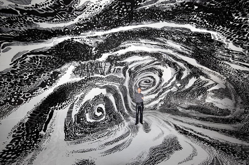 oscar oiwa black light