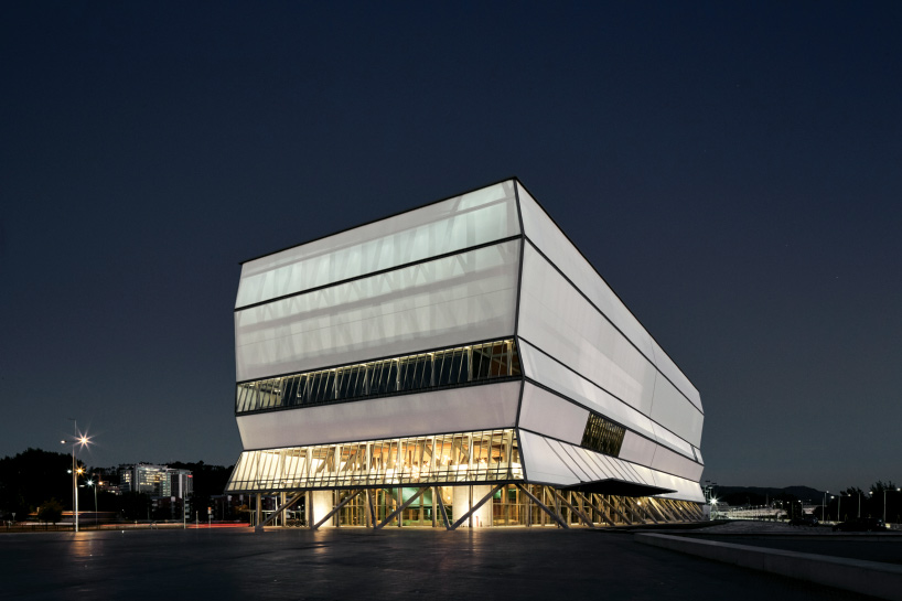 teatro biobio smiljan radic