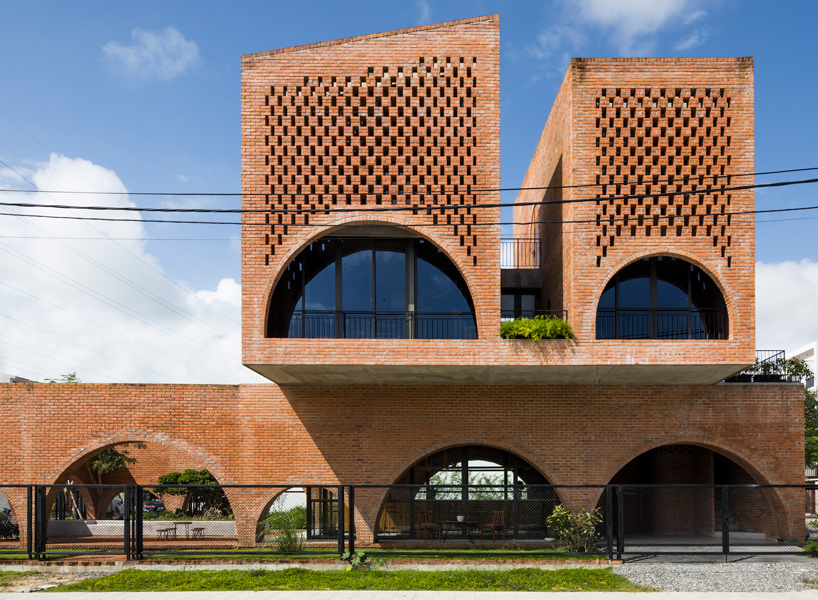 house home of the brick shop