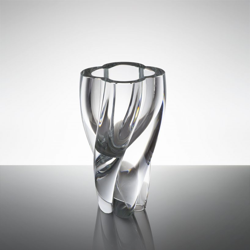 Louis Vuitton on X: The Blossom Vase by #TokujinYoshioka. The