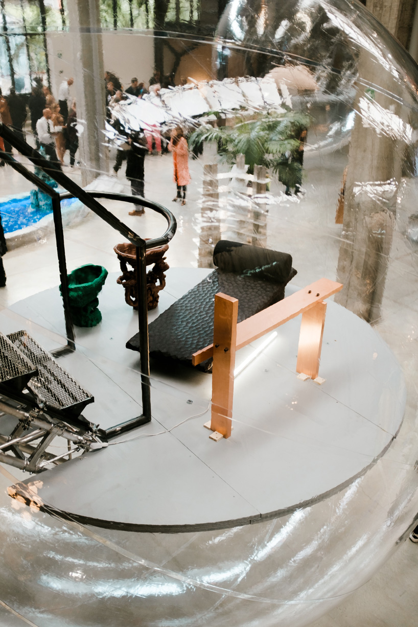 far-exhibition-collectives-inflatable-bubbles-nilufar-depot-milan-04-09-2019 designboom