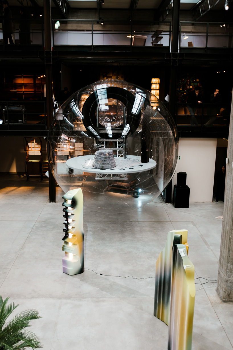 far-exhibition-collectives-inflatable-bubbles-nilufar-depot-milan-04-09-2019 designboom