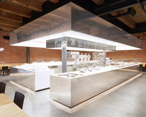 ole scheeren's mirrored stainless steel 'stage' for dean & deluca opens in new york