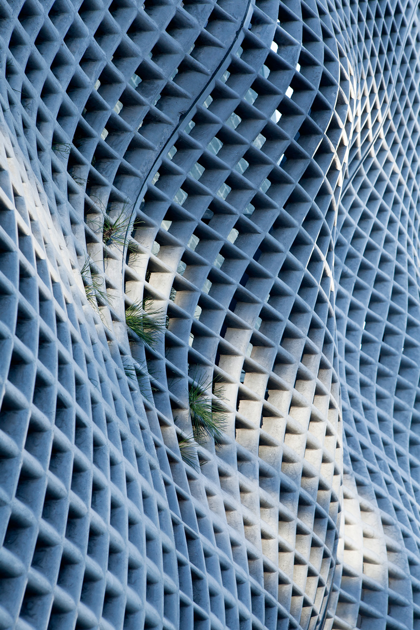 cultural space in beijing complete with digitally fabricated façade of high-fiber concrete