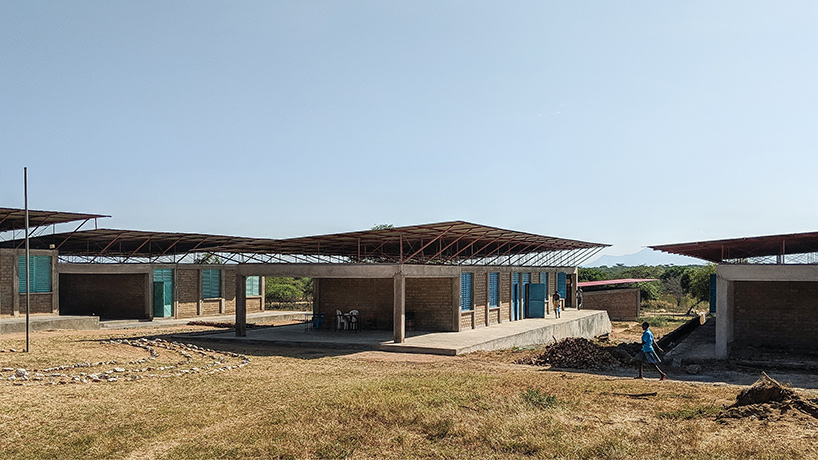 asilong christian high school