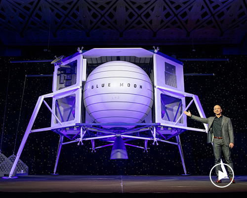 amazon’s jeff bezos unveils blue moon lander and vision for space