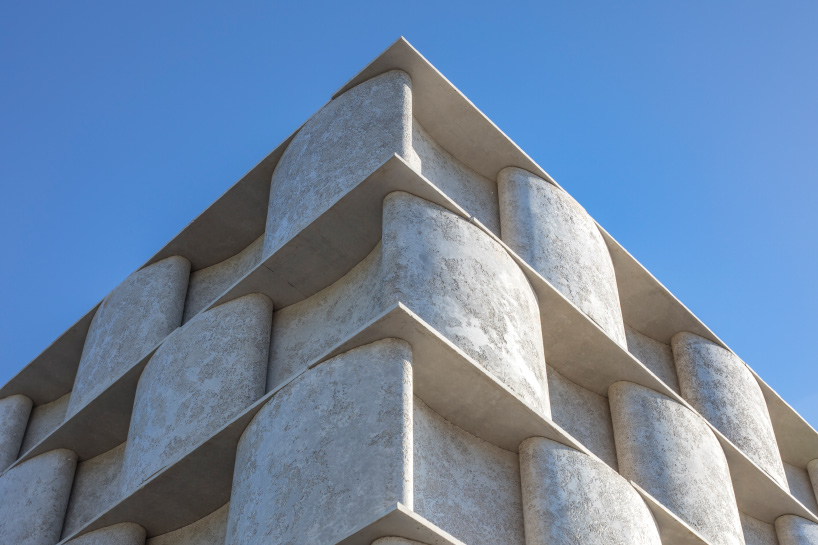 atelier fcjz concrete vessel