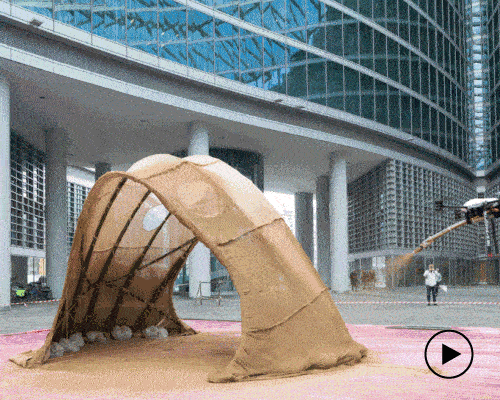 MuDD architects uses drone spraying to build 'terramia' housing prototypes