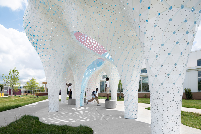 MARC FORNES THEVERYMANY pillars of dreams