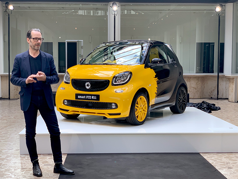smart celebrates going 100% electric with konstantic grcic-designed collectors edition designboom